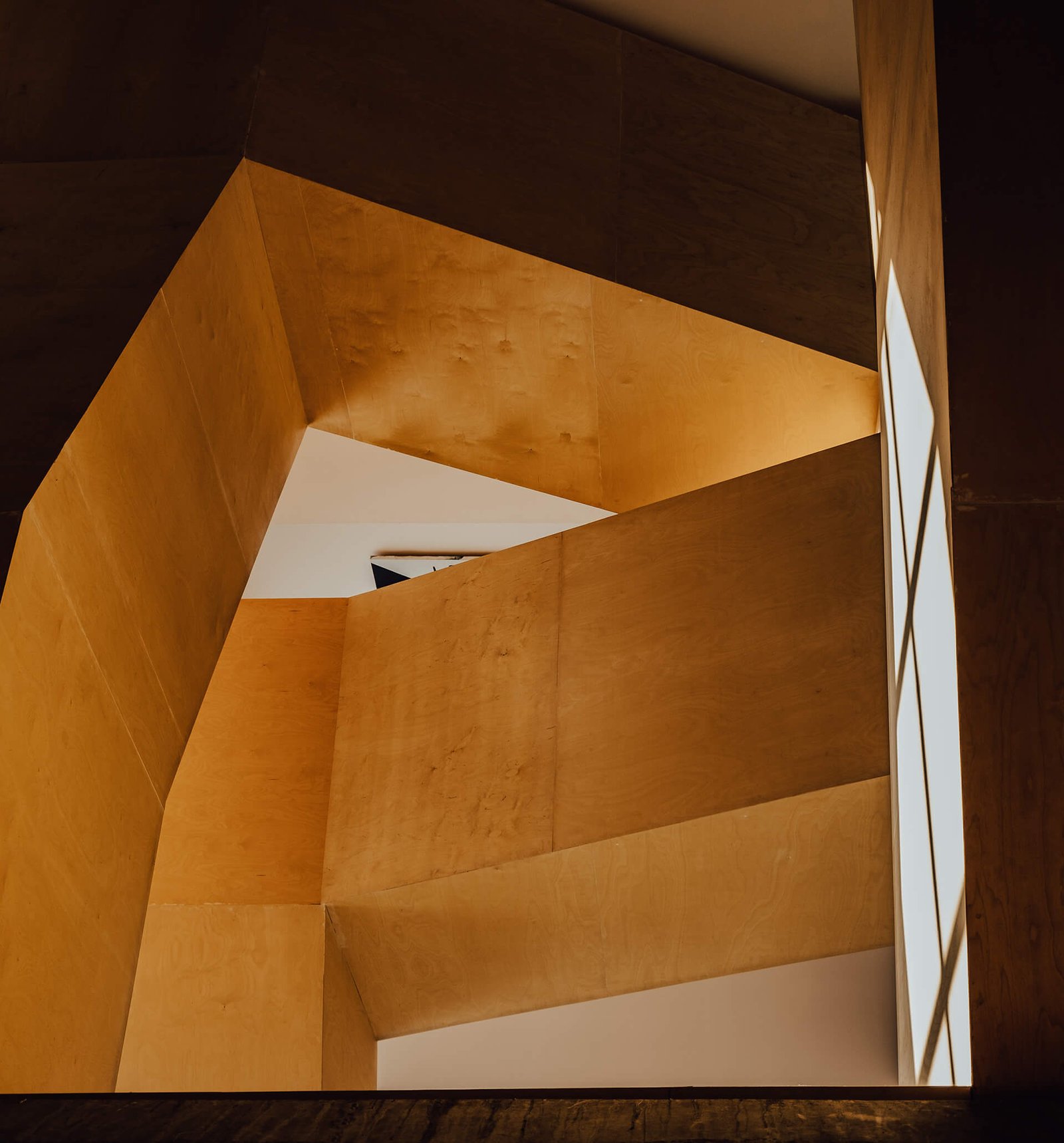 8 interior design trends going away in 2022